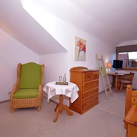 Hotel Biohotel Berghues 3*