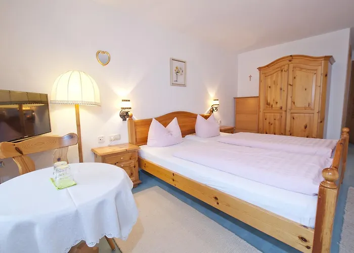 Hotel Biohotel Berghues 3*